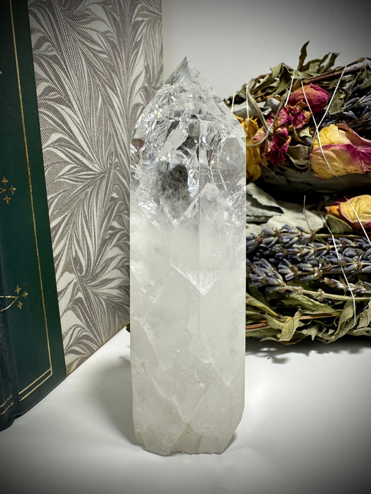 Crackle Quartz Tower