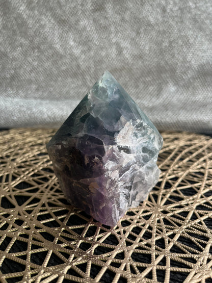 Fluorite Top Polished Point