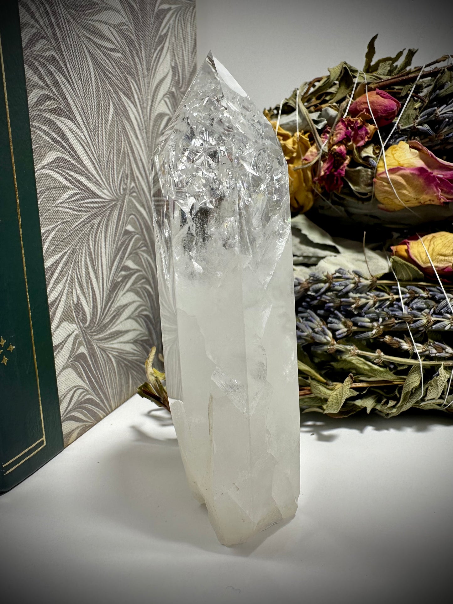 Crackle Quartz Tower