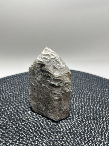 Garden Quartz (Lodolite)Tower