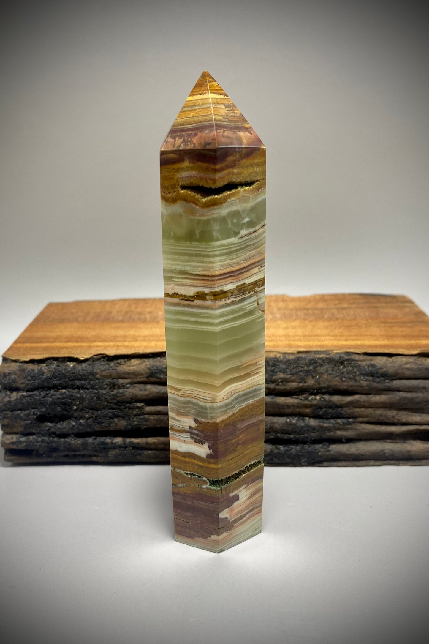 Banded Onyx Tower