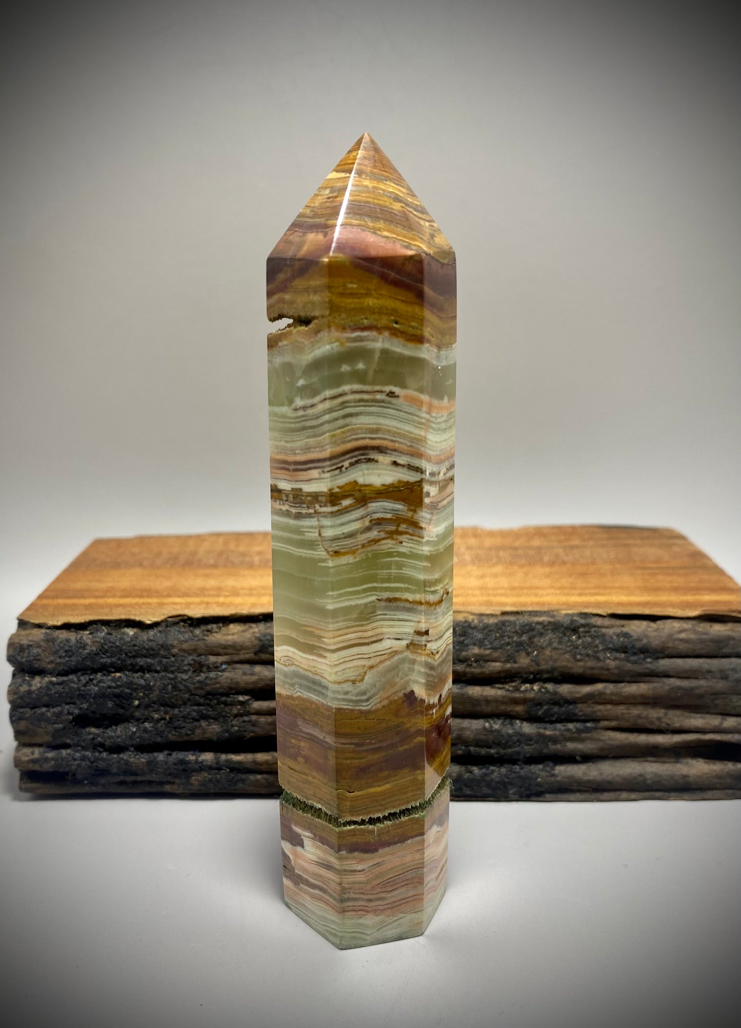 Banded Onyx Tower