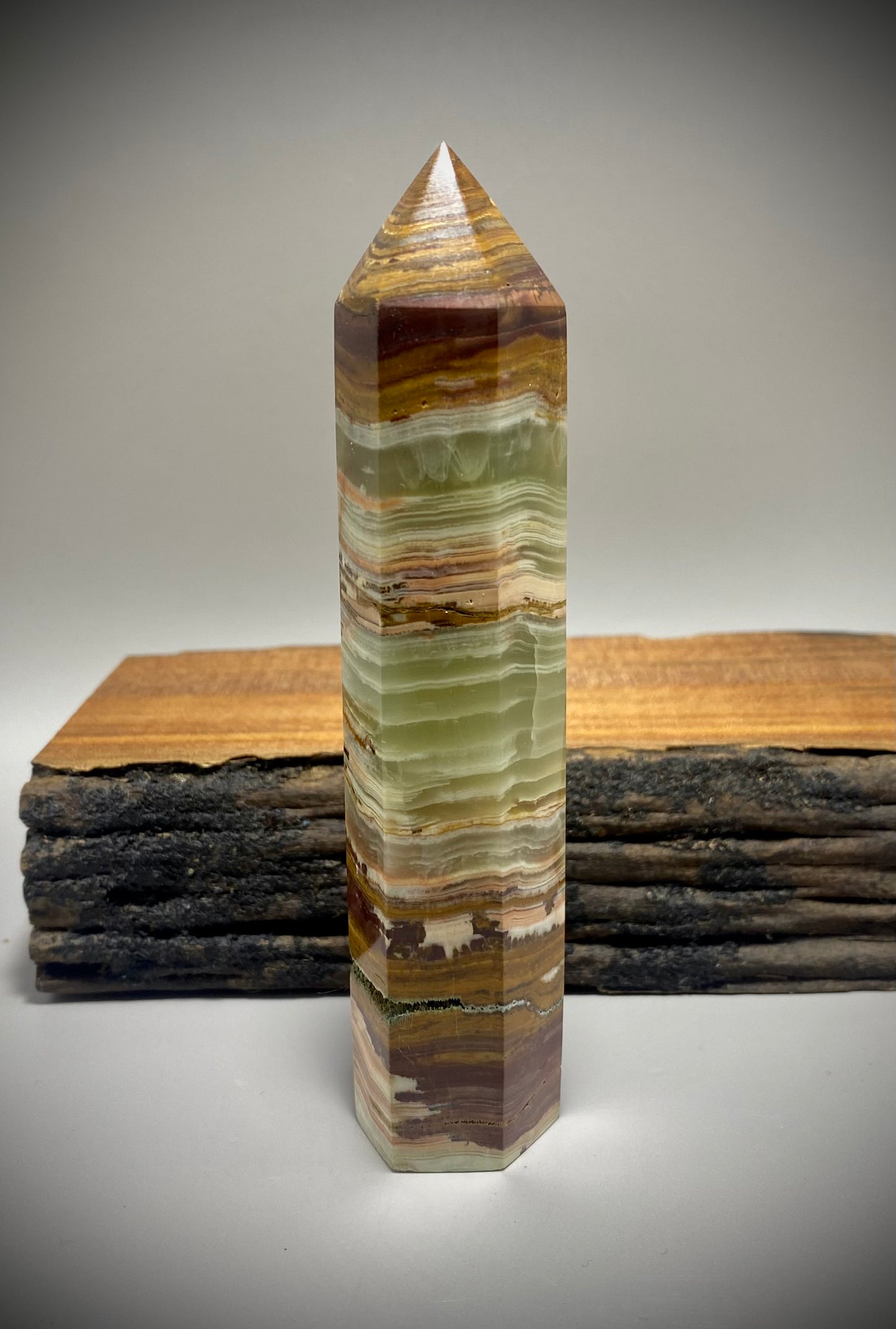 Banded Onyx Tower